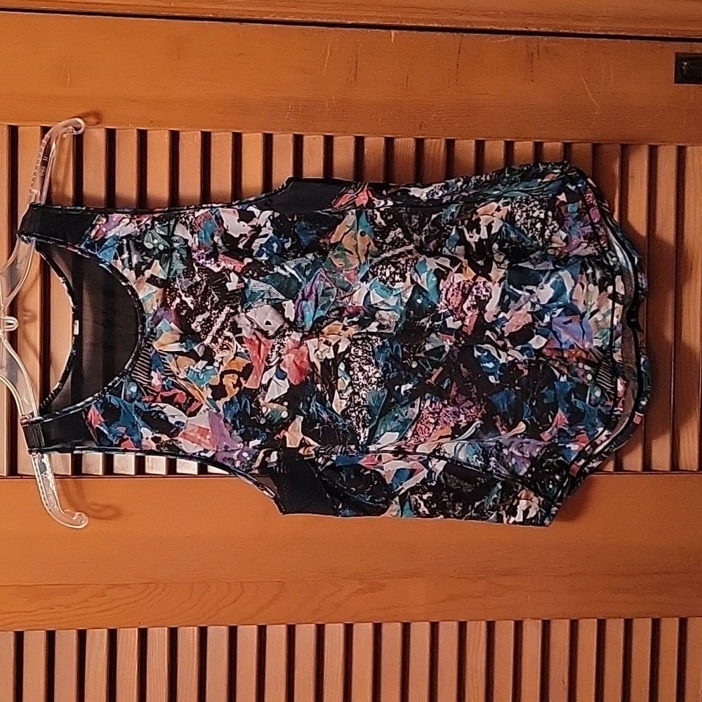 Lululemon Mulitcolor Tank Size 8